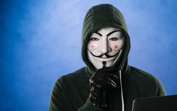 Sicurezza-informatica,-la-strategia-italiana-anti-hacker anonymus